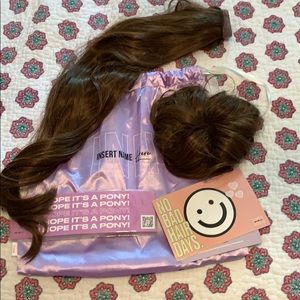 SUMMER CLEARANCE ✨✨ hair extension pony and bun